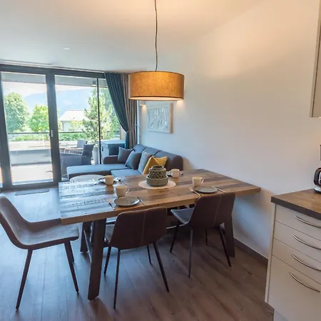 Schoenblick Residence Apartments - 600M Air Line To Areit Gondel Station
