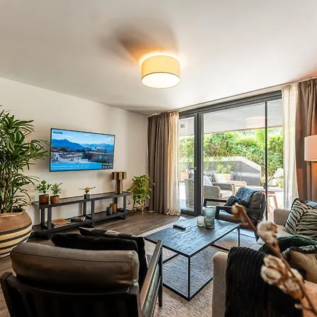 Schoenblick Residence Apartments - 600M Air Line To Areit Gondel Station *