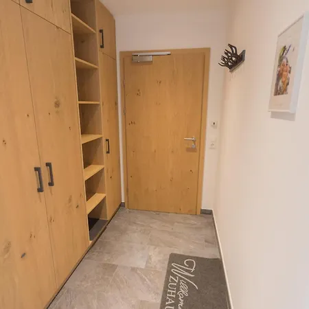 Schoenblick Residence Apartments - 600M Air Line To Areit Gondel Station Appartamento Zell am See