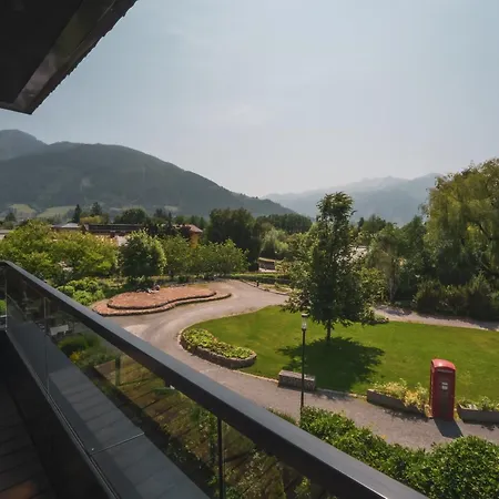 Schoenblick - Next To Areit Gondel Station Apartment