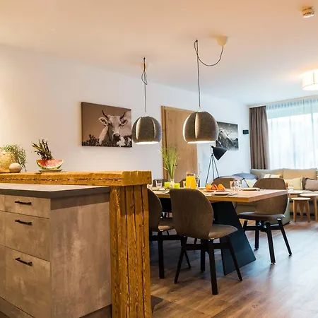 Schoenblick Residence Apartments - 600M Air Line To Areit Gondel Station Appartamento