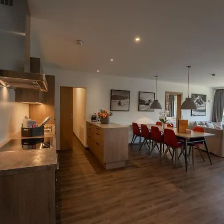 公寓 Schoenblick Residence Apartments - 600M Air Line To Areit Gondel Station