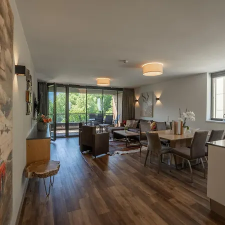 Appartamento Schoenblick Residence Apartments - 600M Air Line To Areit Gondel Station Zell am See