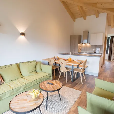 Schoenblick - Next To Areit Gondel Station *